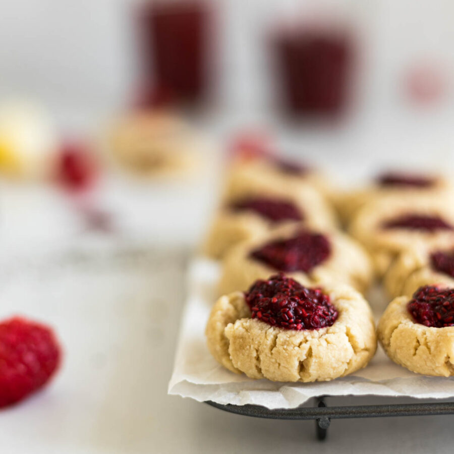 Vegan Thumbprint Cookies With Raspberry Chia Jam - Supermom Eats
