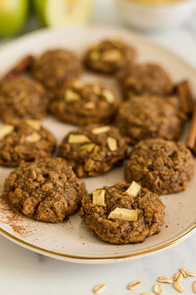 A close view of the apple peanut butter cookies.