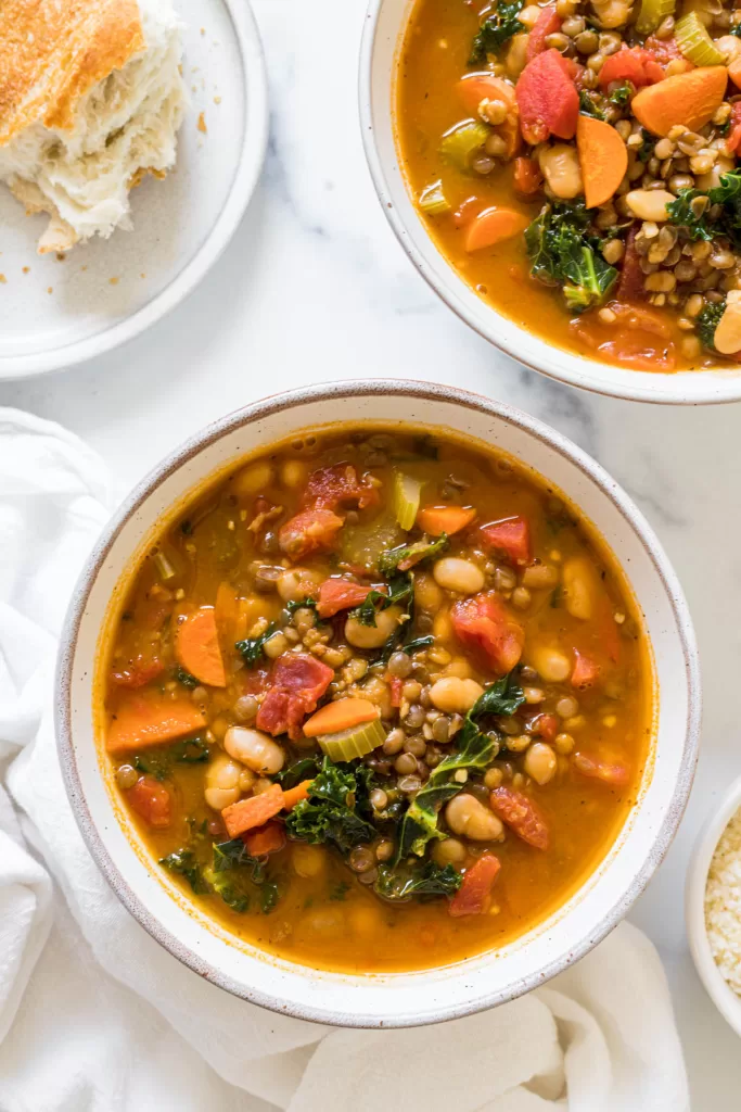 Tuscan White Bean and Kale Soup With Lentils - Supermom Eats