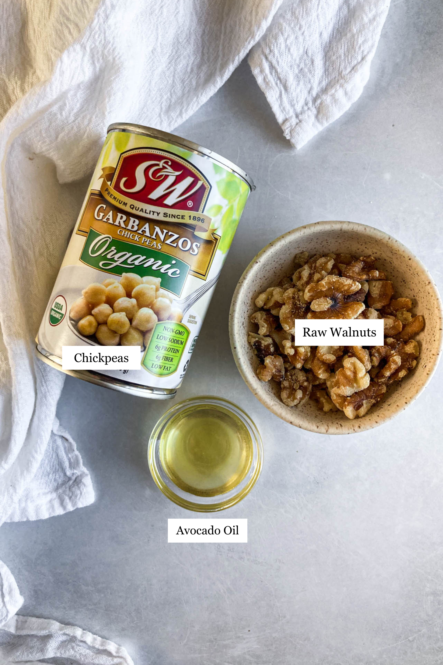 Roasted chickpeas ingredients.