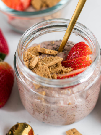 Strawberry Chia Seed Pudding in a glass mason jar.