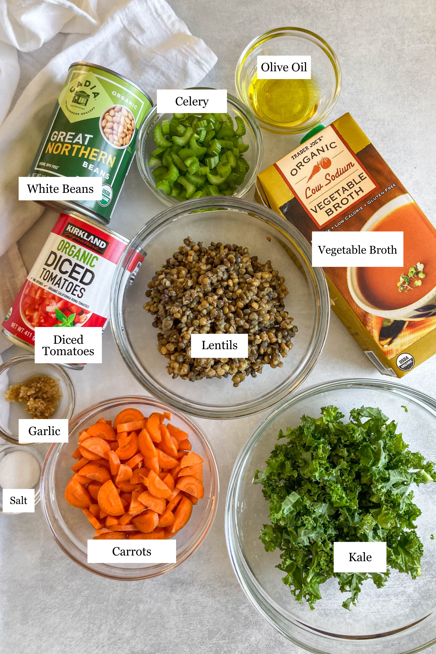 White bean soup ingredients.