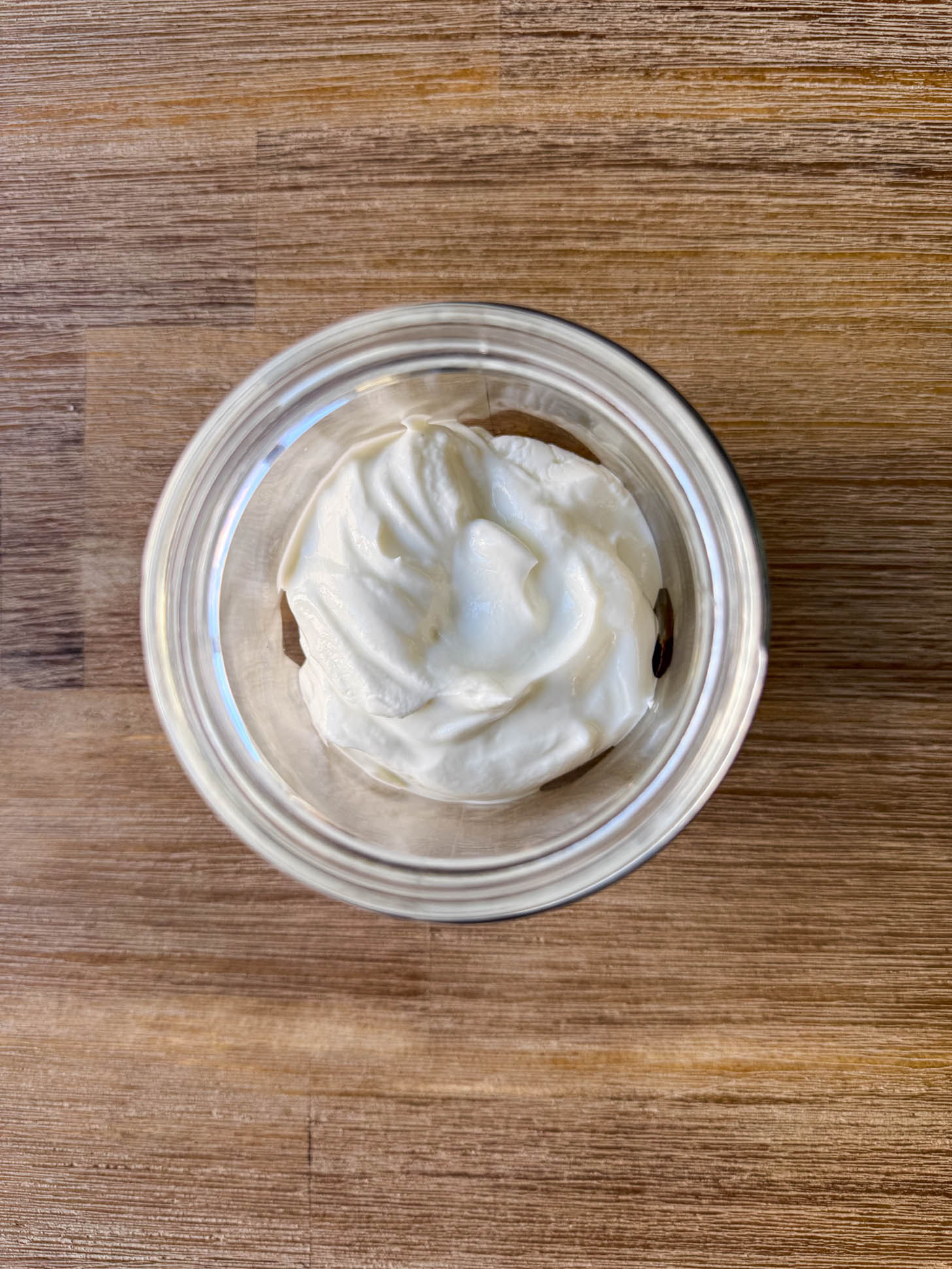 Yogurt layered on top of the apple compote.