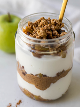 Apple pie yogurt parfait in a jar.